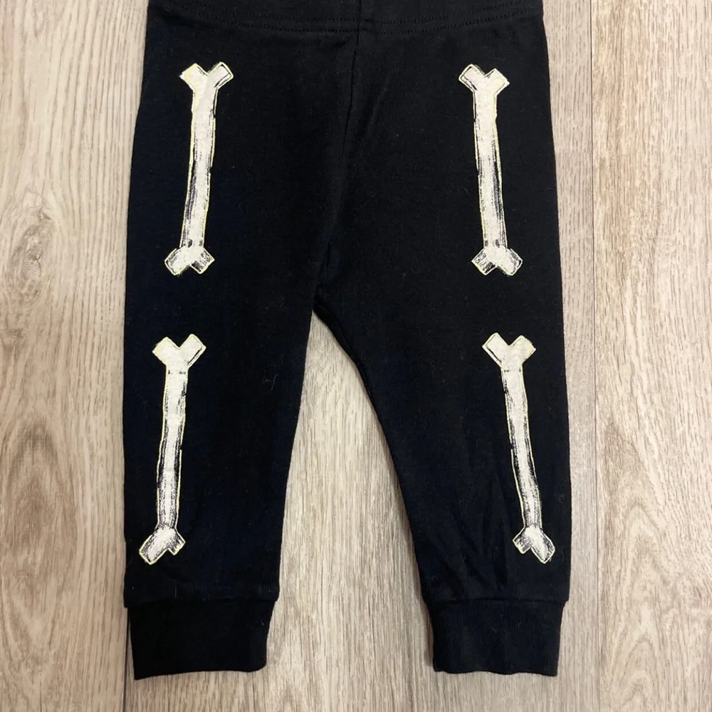 Gap 6-12 Month Skeleton Pajamas